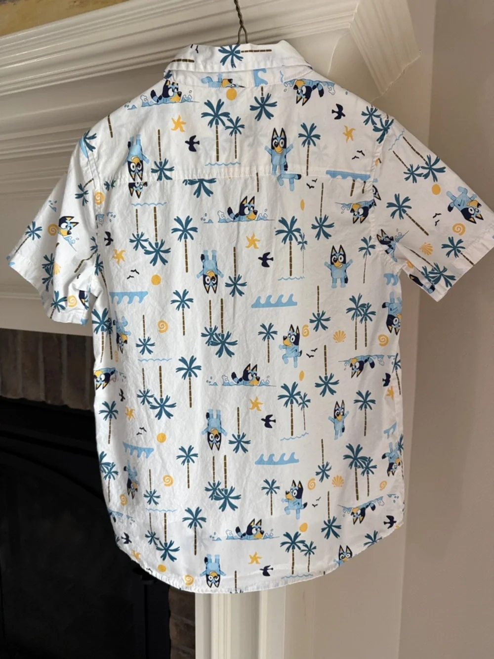 Bluey Boys' Short Sleeve Button-Down Shirt - White with Blue Print - Picture 6 of 9